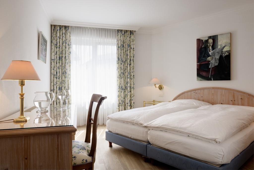 Kunsthotel Linde Garni Hotel 3*