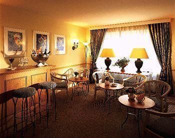 Hotel Kunsthotel Linde Garni 3*